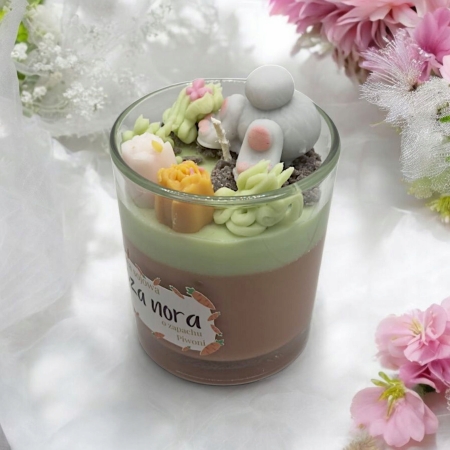 Ręcznie zalewana Świeca Sojowa Prezent Wielkanoc zając królik zapach piwoni